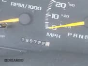 ✅ 1995 GMC Sierra 1500 • VIN: 2GTEC19K1S1571236 • Lot: 42096998. Wystawiony na IAAI z przebiegiem 195 722 mil. Bezpłatny archiwum sprzedaży aukcyjnych z USA i szczegółowy raport historii pojazdu na DreamBid. Zdjęcie 15.