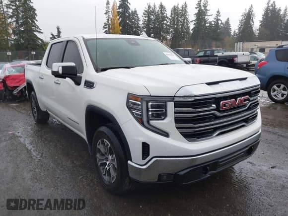 ✅ 2024 GMC Sierra 1500 SLT • VIN: 1GTUUDED5RZ154074 • Лот: 43616025. Опубликован ранее на IAAI с пробегом 56 978 миль. Бесплатный доступ к архиву аукционных продаж из США и подробный отчёт об истории автомобиля на DreamBid. Изображение 1.