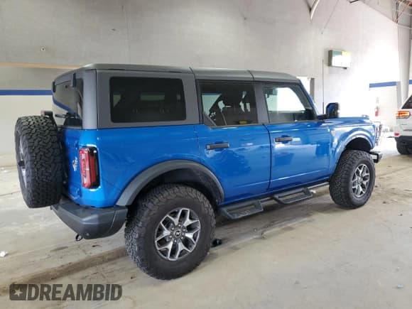 ✅ 2024 Ford Bronco Badlands • VIN: 1FMEE9BP5RLA08124 • Lot: 52100065. Listed on Copart with 6,300 mi. Free auction sales archive from the USA and detailed vehicle history report at DreamBid. Image 3.