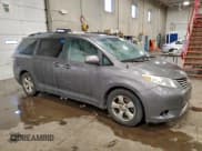 ✅ 2014 Toyota Sienna LE • VIN: 5TDKK3DC9ES434026 • Лот: 96868205. Опубликован ранее на Copart с пробегом 265 276 миль. Бесплатный доступ к архиву аукционных продаж из США и подробный отчёт об истории автомобиля на DreamBid. Изображение 4.