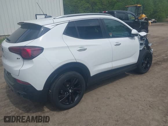 ✅ 2024 Buick Encore GX Sport Touring • VIN: KL4AMESL0RB003540 • Lot: 42318094. Listed on IAAI with 19,553 mi. Free auction sales archive from the USA and detailed vehicle history report at DreamBid. Image 4.