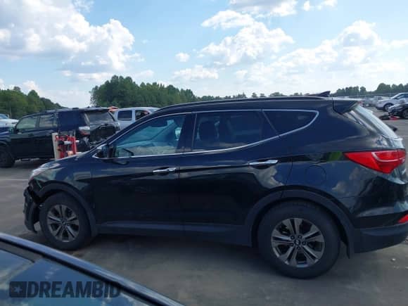 2016 Hyundai Santa Fe z VIN 5XYZUDLB8GG311292, wystawiony jako IAAI lot #43247809 z przebiegiem 169 191 mil mil oraz . Historia ofert i sprzedaży dostępna na DreamBid. Obrazek 14.