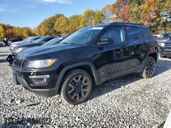 ✅ 2020 Jeep Compass Sport • VIN: 3C4NJDAB9LT210033 • Lot: 87058655. Listed on Copart with 20,981 mi. Free auction sales archive from the USA and detailed vehicle history report at DreamBid. Image 1.