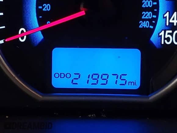 2011 Hyundai Veracruz GLS с VIN KM8NU4CC2BU142946, выставлен на аукционе IAAI как лот 41225065 с пробегом 219 975 миль миль и . История ставок и продаж доступна на DreamBid. Изображение 12.