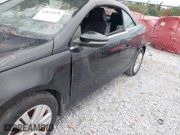 ✅ 2010 Volkswagen Eos • VIN: WVWAA7AH1AV011561 • Лот: 43824428. Опубликован ранее на IAAI с пробегом 118 958 миль. Бесплатный доступ к архиву аукционных продаж из США и подробный отчёт об истории автомобиля на DreamBid. Изображение 6.