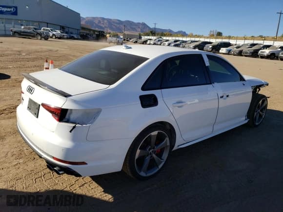 ✅ 2018 Audi S4 Prestige • VIN: WAUC4AF43JA005512 • Lot: 72991223. Listed on Copart with 36,049 mi. Free auction sales archive from the USA and detailed vehicle history report at DreamBid. Image 3.