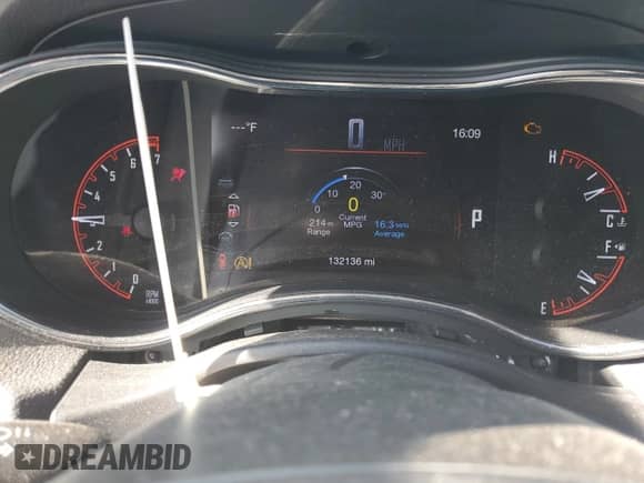 2017 Dodge Durango SXT z VIN 1C4RDJAG9HC737169, wystawiony jako Copart lot #80933255 z przebiegiem 132 136 mil mil oraz Szkoda całkowita • Salvage title. Historia ofert i sprzedaży dostępna na DreamBid. Obrazek 9.