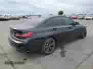2020 BMW 3 Series M340i z VIN WBA5U7C04LA232353, wystawiony jako Copart lot #84602145 z przebiegiem 53 087 mil mil oraz Szkoda całkowita • Salvage title. Historia ofert i sprzedaży dostępna na DreamBid. Obrazek 3.