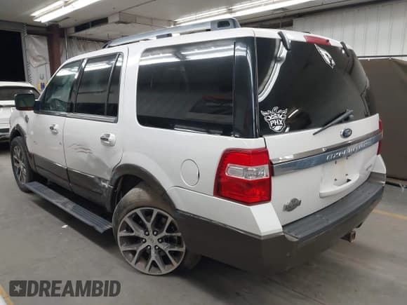 ✅ 2015 Ford Expedition XLT • VIN: 1FMJU1JT7FEF43182 • Лот: 43173345. Опубликован ранее на IAAI с пробегом 147 819 миль. Бесплатный доступ к архиву аукционных продаж из США и подробный отчёт об истории автомобиля на DreamBid. Изображение 3.