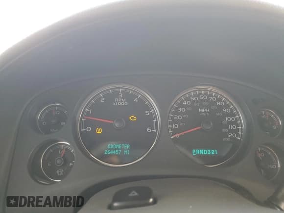 ✅ 2007 Chevrolet Avalanche LTZ • VIN: 3GNEC12JX7G183607 • Lot: 90095325. Listed on Copart with 264,457 mi. Free auction sales archive from the USA and detailed vehicle history report at DreamBid. Image 9.