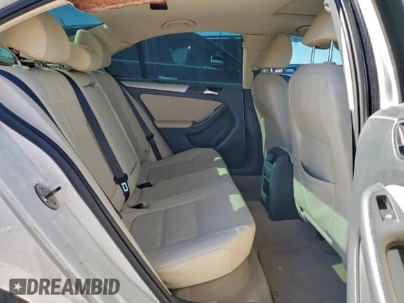 ✅ 2011 Volkswagen Jetta TDI • VIN: 3VWLL7AJ9BM054060 • Lot: 92314485. Listed on Copart with 107,478 mi. Free auction sales archive from the USA and detailed vehicle history report at DreamBid. Image 10.