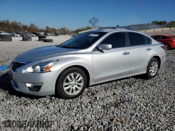 ✅ 2015 Nissan Altima SL • VIN: 1N4AL3AP5FC214908 • Lot: 92872755. Listed on Copart with 136,048 mi. Free auction sales archive from the USA and detailed vehicle history report at DreamBid. Image 1.