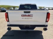 ✅ 2020 GMC Sierra 1500 • VIN: 1GTR9AEF6LZ294813 • Лот: 53626405. Опубликован ранее на Copart с пробегом 68 971 миль. Бесплатный доступ к архиву аукционных продаж из США и подробный отчёт об истории автомобиля на DreamBid. Изображение 6.