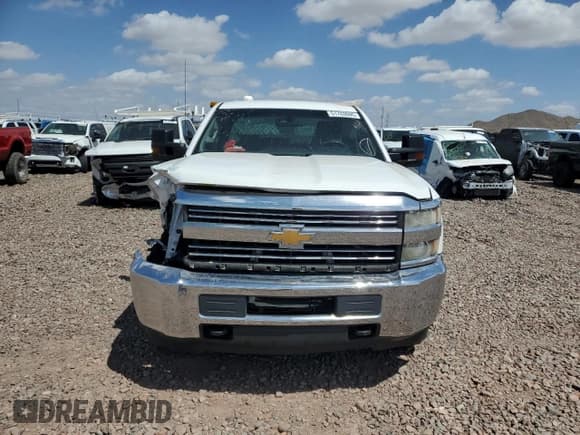 ✅ 2015 Chevrolet Silverado 2500HD Work Truck • VIN: 1GB2CUEG4FZ530428 • Lot: 51763695. Wystawiony na Copart z przebiegiem 159 359 mil. Bezpłatny archiwum sprzedaży aukcyjnych z USA i szczegółowy raport historii pojazdu na DreamBid. Zdjęcie 5.