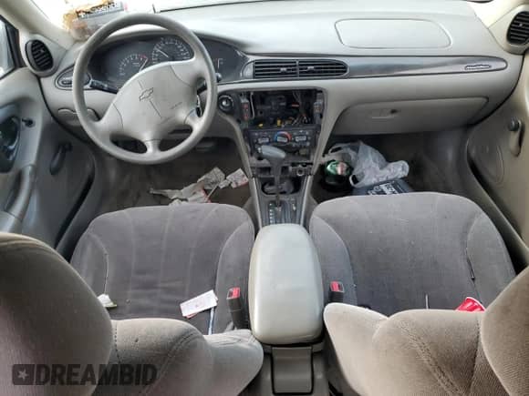 2003 Chevrolet Malibu z VIN 1G1ND52J53M528748, wystawiony jako Copart lot #46284035 z przebiegiem Nie podano mil oraz Szkoda całkowita • Salvage title. Historia ofert i sprzedaży dostępna na DreamBid. Obrazek 8.