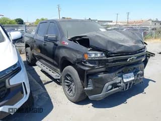 ✅ 2021 Chevrolet Silverado 1500 RST • VIN: 1GCUYEET8MZ311526 • Lot: 42367715. Wystawiony na IAAI z przebiegiem 65 638 mil. Bezpłatny archiwum sprzedaży aukcyjnych z USA i szczegółowy raport historii pojazdu na DreamBid. Zdjęcie 1.