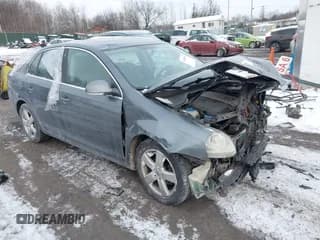 ✅ 2009 Volkswagen Jetta SE • VIN: 3VWRZ71K59M062345 • Lot: 41384079. Listed on IAAI with 192,784 mi. Free auction sales archive from the USA and detailed vehicle history report at DreamBid. Image 1.