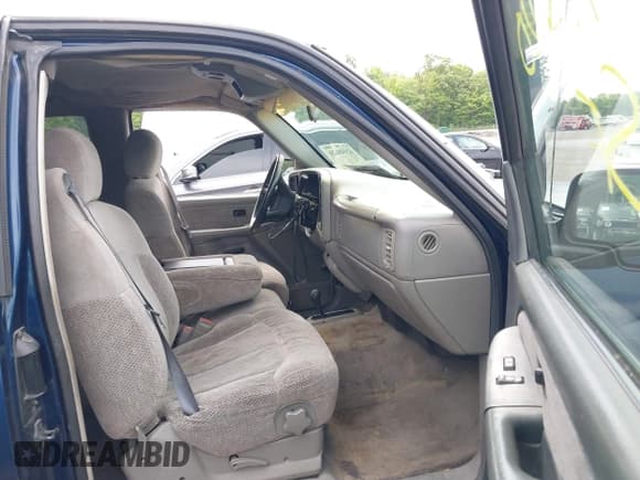 ✅ 1999 Chevrolet Silverado 1500 • VIN: 1GCEK19V3XE213381 • Лот: 42448020. Опубликован ранее на IAAI с пробегом 294 262 миль. Бесплатный доступ к архиву аукционных продаж из США и подробный отчёт об истории автомобиля на DreamBid. Изображение 5.