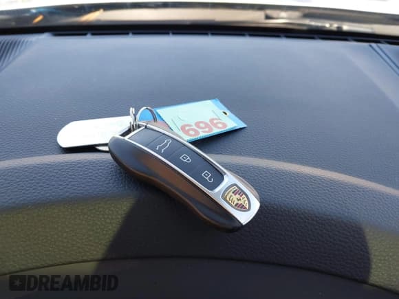 ✅ 2024 Porsche Cayenne • VIN: WP1AA2AYXRDA01534 • Лот: 41305797. Опубликован ранее на IAAI с пробегом 12 848 миль. Бесплатный доступ к архиву аукционных продаж из США и подробный отчёт об истории автомобиля на DreamBid. Изображение 11.