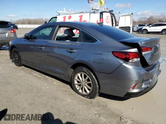 ✅ 2018 Hyundai Sonata SE • VIN: 5NPE24AF7JH725402 • Lot: 41702983. Listed on Copart with 81,598 mi. Free auction sales archive from the USA and detailed vehicle history report at DreamBid. Image 2.