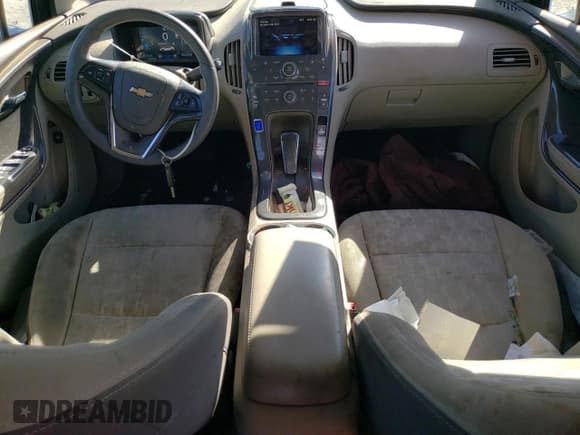 ✅ 2013 Chevrolet Volt • VIN: 1G1RE6E43DU119689 • Lot: 72680324. Wystawiony na Copart z przebiegiem 252 212 mil. Bezpłatny archiwum sprzedaży aukcyjnych z USA i szczegółowy raport historii pojazdu na DreamBid. Zdjęcie 8.