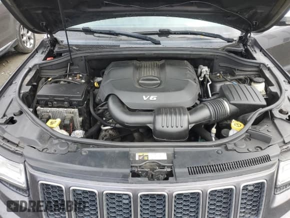 ✅ 2015 Jeep Grand Cherokee Overland • VIN: 1C4RJFCG0FC848046 • Lot: 49514795. Wystawiony na Copart z przebiegiem 212 688 mil. Bezpłatny archiwum sprzedaży aukcyjnych z USA i szczegółowy raport historii pojazdu na DreamBid. Zdjęcie 12.