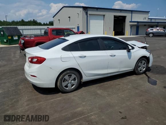 ✅ 2017 Chevrolet Cruze LS • VIN: 1G1BC5SM5H7273606 • Lot: 59453233. Listed on Copart with 107,512 mi. Free auction sales archive from the USA and detailed vehicle history report at DreamBid. Image 3.