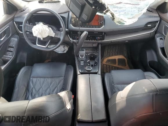 ✅ 2022 Nissan Rogue Platinum • VIN: JN8BT3DD9NW276751 • Lot: 72023385. Listed on Copart with Not provided. Free auction sales archive from the USA and detailed vehicle history report at DreamBid. Image 8.