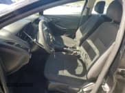 ✅ 2017 Ford Focus S • VIN: 1FADP3E23HL221097 • Лот: 82450025. Опубликован ранее на Copart с пробегом 98 700 миль. Бесплатный доступ к архиву аукционных продаж из США и подробный отчёт об истории автомобиля на DreamBid. Изображение 7.