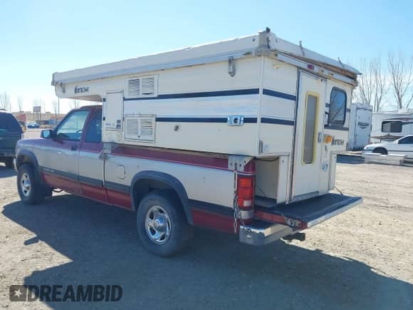 1994 Dodge Dakota with VIN 1B7GG23Y4RS589157, listed as a IAAI auction lot 41869916 with 122,140 mi miles and . Bid and sale history available at DreamBid. Image 3.
