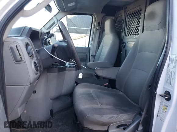 ✅ 2012 Ford Econoline Cargo Recreational • VIN: 1FTNE2ELXCDA79597 • Лот: 91061855. Опубликован ранее на Copart с пробегом 234 798 миль. Бесплатный доступ к архиву аукционных продаж из США и подробный отчёт об истории автомобиля на DreamBid. Изображение 7.