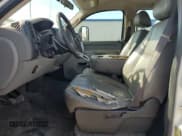 ✅ 2012 Chevrolet Silverado 2500HD • VIN: 1GB1CVCG9CF111640 • Lot: 70180974. Wystawiony na Copart z przebiegiem 337 718 mil. Bezpłatny archiwum sprzedaży aukcyjnych z USA i szczegółowy raport historii pojazdu na DreamBid. Zdjęcie 7.