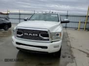 ✅ 2016 Ram 2500 • VIN: 3C6UR5PJ0GG237393 • Lot: 92454705. Wystawiony na Copart z przebiegiem 161 087 mil. Bezpłatny archiwum sprzedaży aukcyjnych z USA i szczegółowy raport historii pojazdu na DreamBid. Zdjęcie 13.