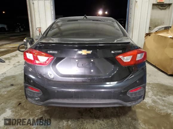 ✅ 2017 Chevrolet Cruze Premier • VIN: 1G1BF5SM1H7163028 • Lot: 72576042. Listed on Copart with 96,530 mi. Free auction sales archive from the USA and detailed vehicle history report at DreamBid. Image 6.