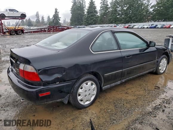 ✅ 1996 Honda Accord LX • VIN: 1HGCD7236TA030900 • Лот: 95297875. Опубликован ранее на Copart с пробегом 115 515 миль. Бесплатный доступ к архиву аукционных продаж из США и подробный отчёт об истории автомобиля на DreamBid. Изображение 3.