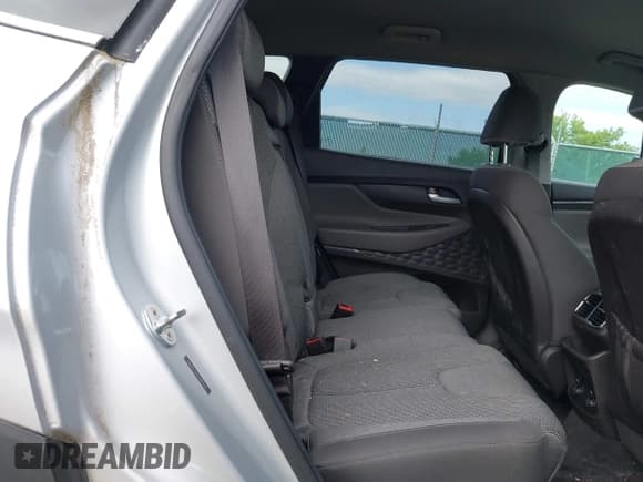 ✅ 2020 Hyundai Santa Fe SE • VIN: 5NMS2CAD3LH147634 • Lot: 42157709. Listed on IAAI with 69,496 mi. Free auction sales archive from the USA and detailed vehicle history report at DreamBid. Image 8.