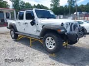 ✅ 2020 Jeep Gladiator Sport S • VIN: 1C6HJTAGXLL174441 • Lot: 42885044. Wystawiony na IAAI z przebiegiem 52 677 mil. Bezpłatny archiwum sprzedaży aukcyjnych z USA i szczegółowy raport historii pojazdu na DreamBid. Zdjęcie 1.