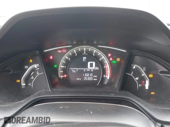 ✅ 2018 Honda Civic LX • VIN: 2HGFC4B57JH307326 • Lot: 43037863. Wystawiony na IAAI z przebiegiem 116 810 mil. Bezpłatny archiwum sprzedaży aukcyjnych z USA i szczegółowy raport historii pojazdu na DreamBid. Zdjęcie 7.