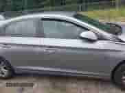 2016 Hyundai Sonata 2.4L z VIN 5NPE24AF7GH385936, wystawiony jako IAAI lot #42440665 z przebiegiem 121 555 mil mil oraz . Historia ofert i sprzedaży dostępna na DreamBid. Obrazek 14.