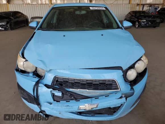 ✅ 2014 Chevrolet Sonic LT • VIN: 1G1JC5SH6E4169203 • Lot: 65759224. Wystawiony na Copart z przebiegiem 163 058 mil mil. Skorzystaj z bezpłatnego archiwum sprzedaży aukcyjnych z USA i zobacz szczegółowy raport historii pojazdu na DreamBid. Zdjęcie 5.