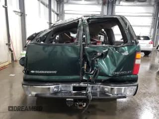 ✅ 2001 Chevrolet Suburban LT • VIN: 3GNGK26G61G122777 • Lot: 76675594. Wystawiony na Copart z przebiegiem 240 381 mil. Bezpłatny archiwum sprzedaży aukcyjnych z USA i szczegółowy raport historii pojazdu na DreamBid. Zdjęcie 6.