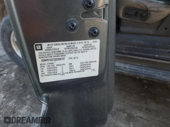 ✅ 2002 Chevrolet Suburban LT • VIN: 3GNFK16Z12G308137 • Лот: 88219835. Опубликован ранее на Copart с пробегом 185 048 миль. Бесплатный доступ к архиву аукционных продаж из США и подробный отчёт об истории автомобиля на DreamBid. Изображение 15.