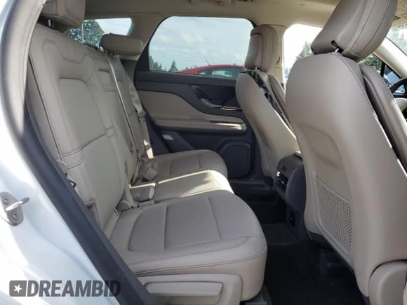 ✅ 2020 Lincoln Corsair Reserve • VIN: 5LMCJ2DH5LUL11323 • Лот: 61565345. Опубликован ранее на Copart с пробегом 30 867 миль. Бесплатный доступ к архиву аукционных продаж из США и подробный отчёт об истории автомобиля на DreamBid. Изображение 11.