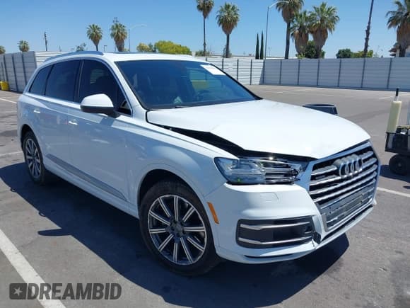 ✅ 2019 Audi Q7 Premium Plus • VIN: WA1LHAF77KD031333 • Lot: 42550869. Wystawiony na IAAI z przebiegiem 90 672 mil. Bezpłatny archiwum sprzedaży aukcyjnych z USA i szczegółowy raport historii pojazdu na DreamBid. Zdjęcie 1.
