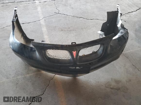 ✅ 2001 Pontiac Grand Prix GTP • VIN: 1G2WR12131F213703 • Лот: 82288354. Опубликован ранее на Copart с пробегом 144 585 миль. Бесплатный доступ к архиву аукционных продаж из США и подробный отчёт об истории автомобиля на DreamBid. Изображение 12.