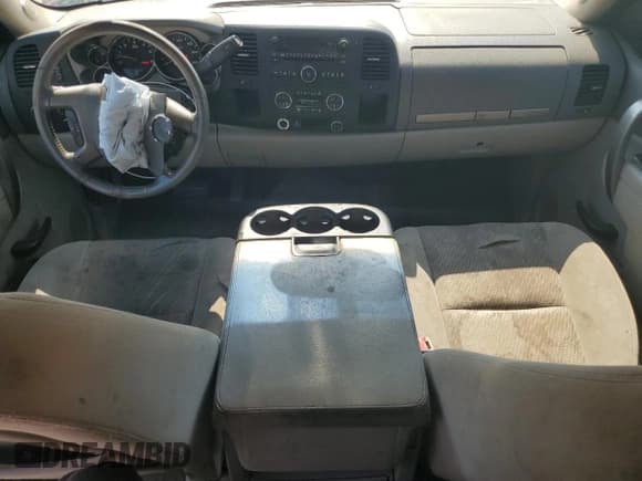 ✅ 2013 GMC Sierra 1500 SLE • VIN: 1GTR1VE07DZ123922 • Lot: 62151635. Wystawiony na Copart z przebiegiem 168 342 mil. Bezpłatny archiwum sprzedaży aukcyjnych z USA i szczegółowy raport historii pojazdu na DreamBid. Zdjęcie 8.