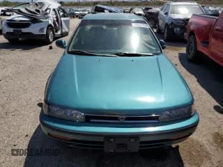 ✅ 1993 Honda Accord • VIN: 1HGCB7252PA007983 • Лот: 70625134. Опубликован ранее на Copart с пробегом 318 732 миль. Бесплатный доступ к архиву аукционных продаж из США и подробный отчёт об истории автомобиля на DreamBid. Изображение 5.