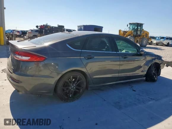 ✅ 2020 Ford Fusion SE • VIN: 3FA6P0HD4LR226825 • Lot: 91002135. Listed on Copart with 183,949 mi. Free auction sales archive from the USA and detailed vehicle history report at DreamBid. Image 3.