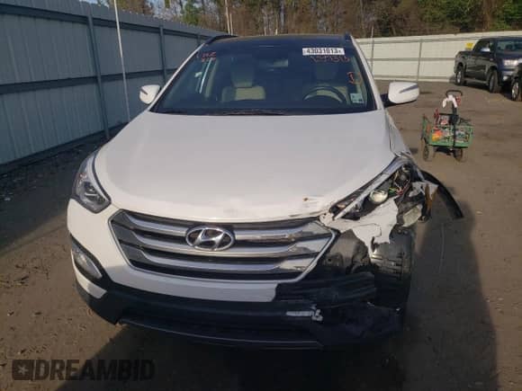 ✅ 2015 Hyundai Santa Fe • VIN: 5XYZU3LB2FG237313 • Lot: 43031013. Wystawiony na Copart z przebiegiem 147 343 mil. Bezpłatny archiwum sprzedaży aukcyjnych z USA i szczegółowy raport historii pojazdu na DreamBid. Zdjęcie 5.