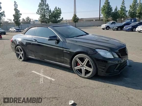 ✅ 2012 Mercedes-Benz E 550 • VIN: WDDKK7DF2CF151732 • Лот: 91558005. Опубликован ранее на Copart с пробегом 76 099 миль. Бесплатный доступ к архиву аукционных продаж из США и подробный отчёт об истории автомобиля на DreamBid. Изображение 14.